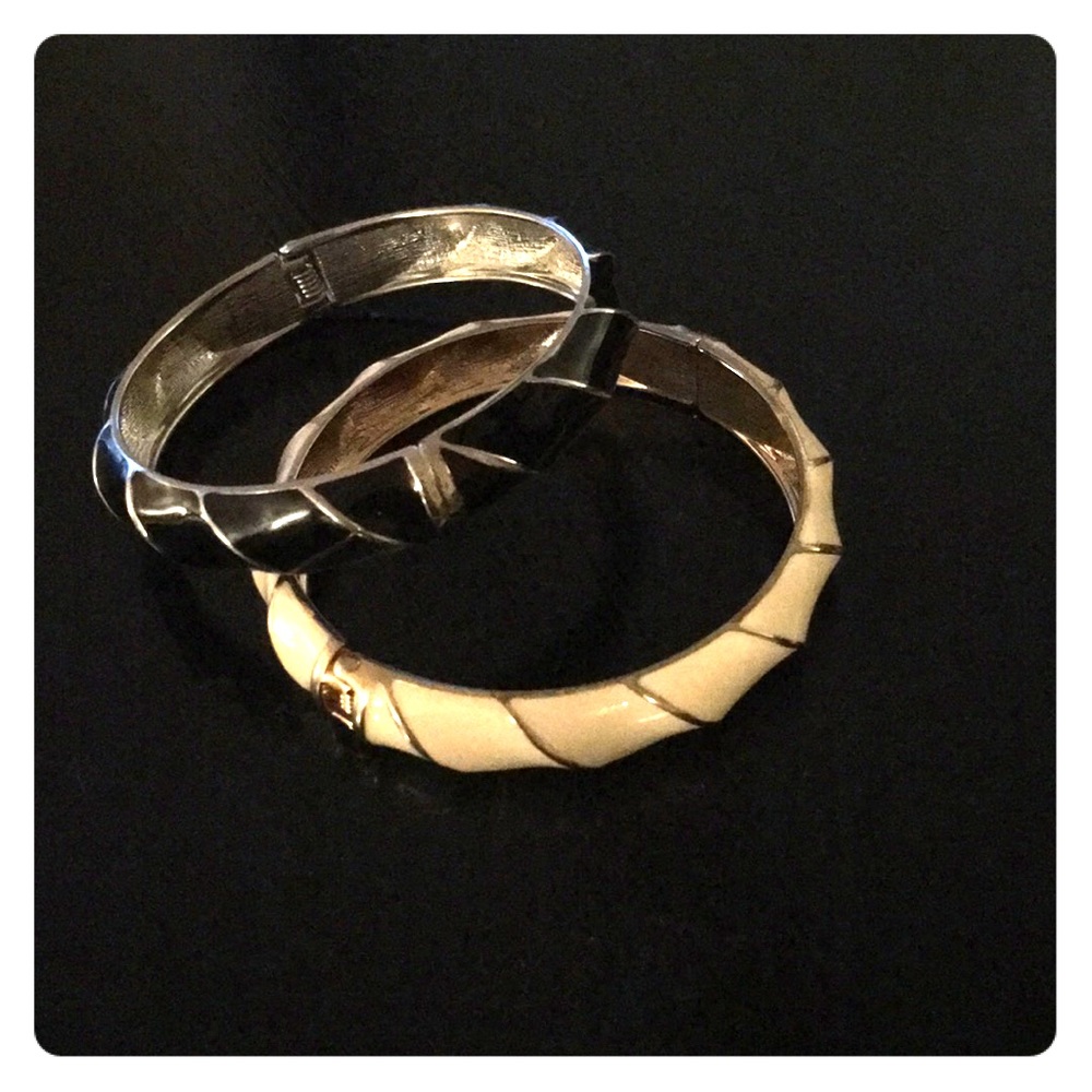 Women’s bracelets